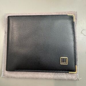 Dunhill leather wallet. Brand new without tags. Never used.